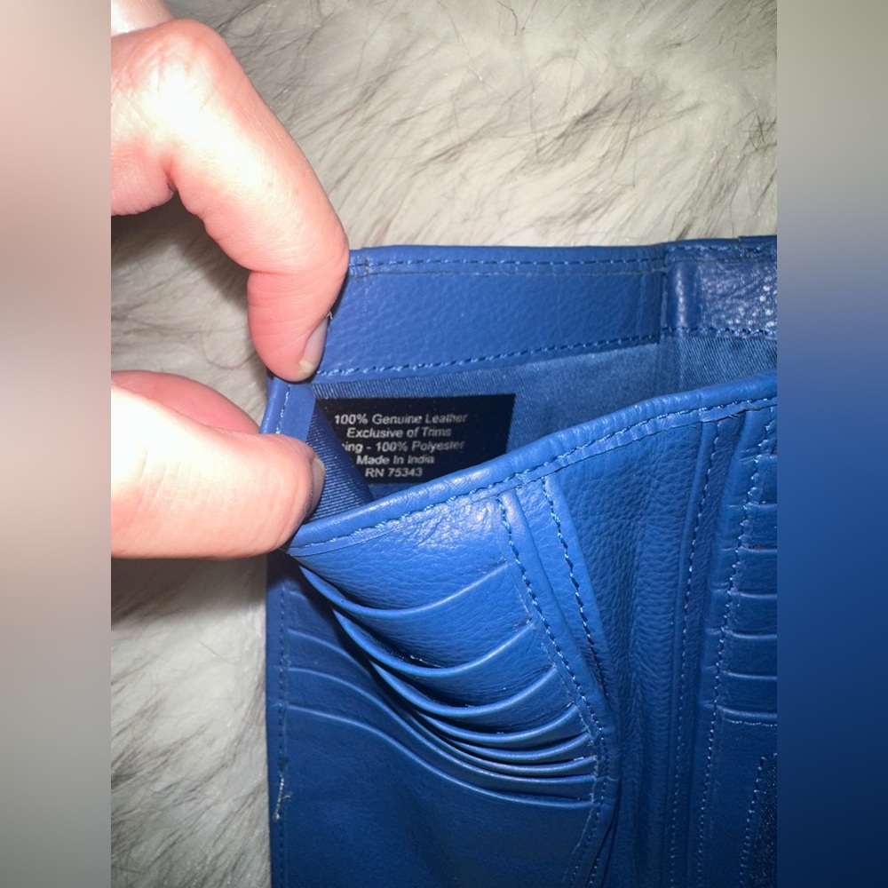 NWOT Artisans In India 100% Genuine Blue Multi Leather Woven Trifold Wallet - Picture 5 of 16
